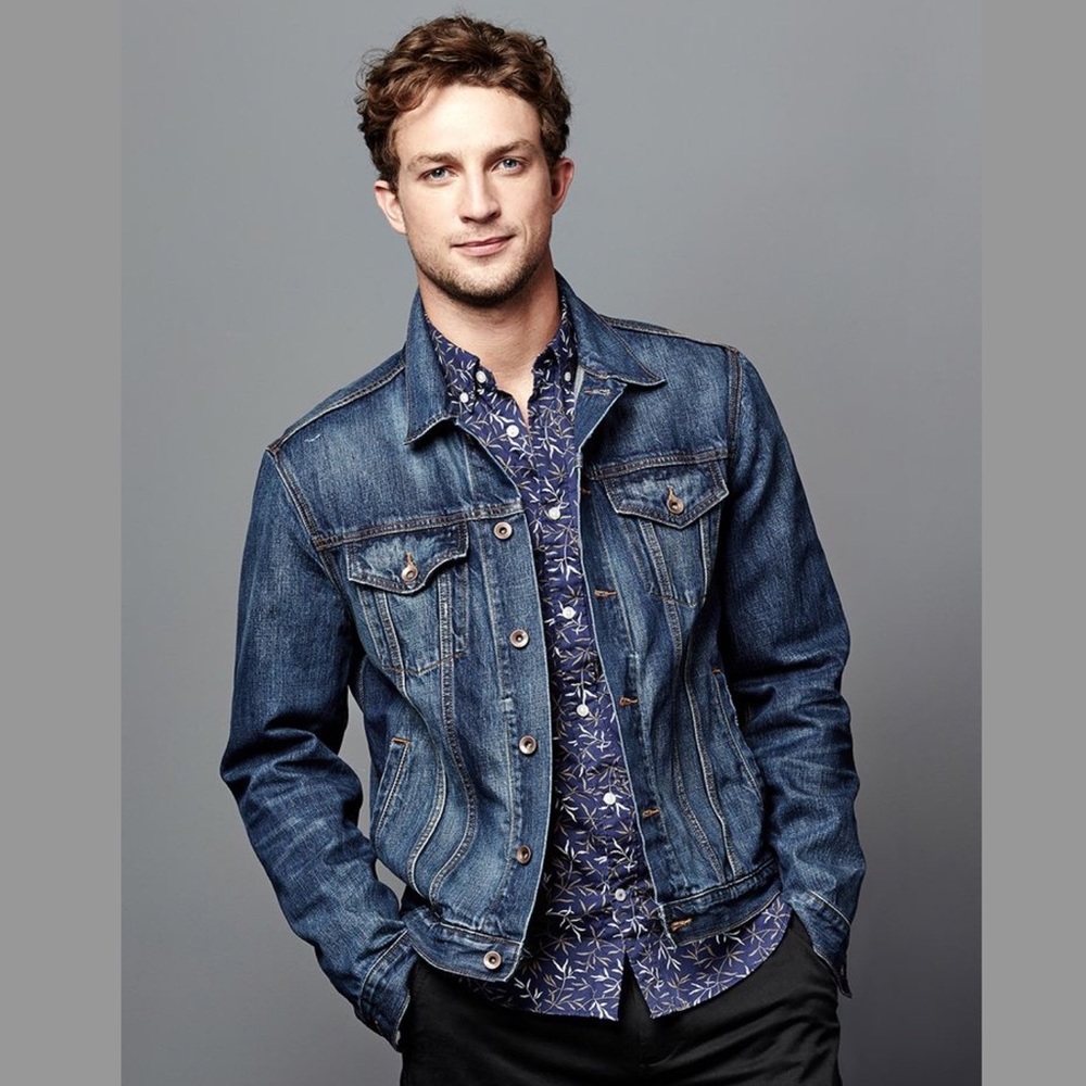 GAP Classic Icon Denim Jacket